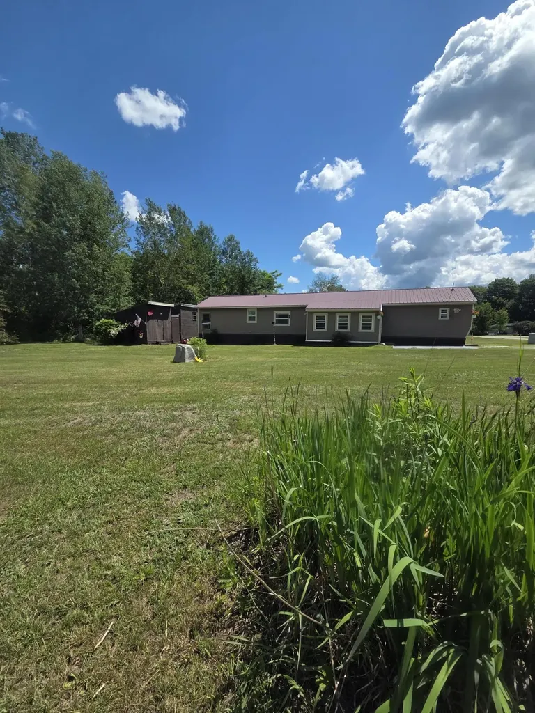 140 Brier Lane Farmington ME 04938