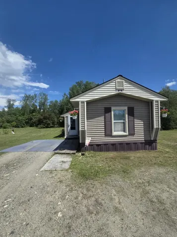 140 Brier Lane Farmington ME 04938