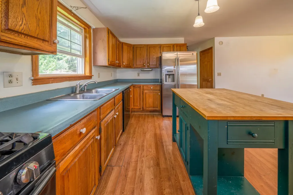 561 Ft Knox Road Prospect ME 04981