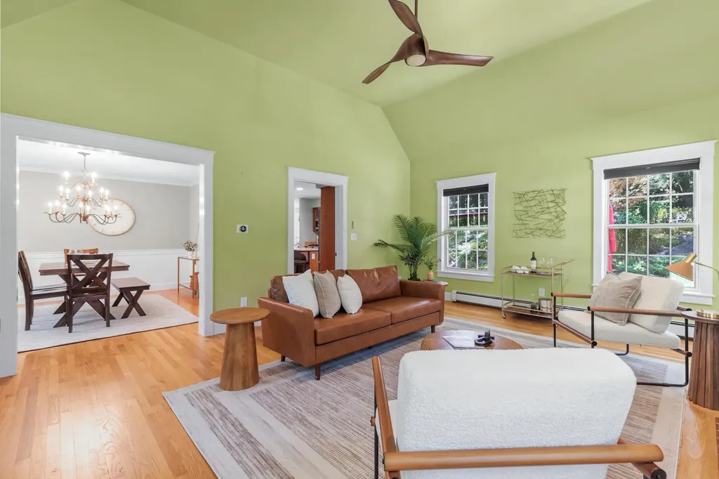 53 Stonegate Road Cape Elizabeth ME 04107
