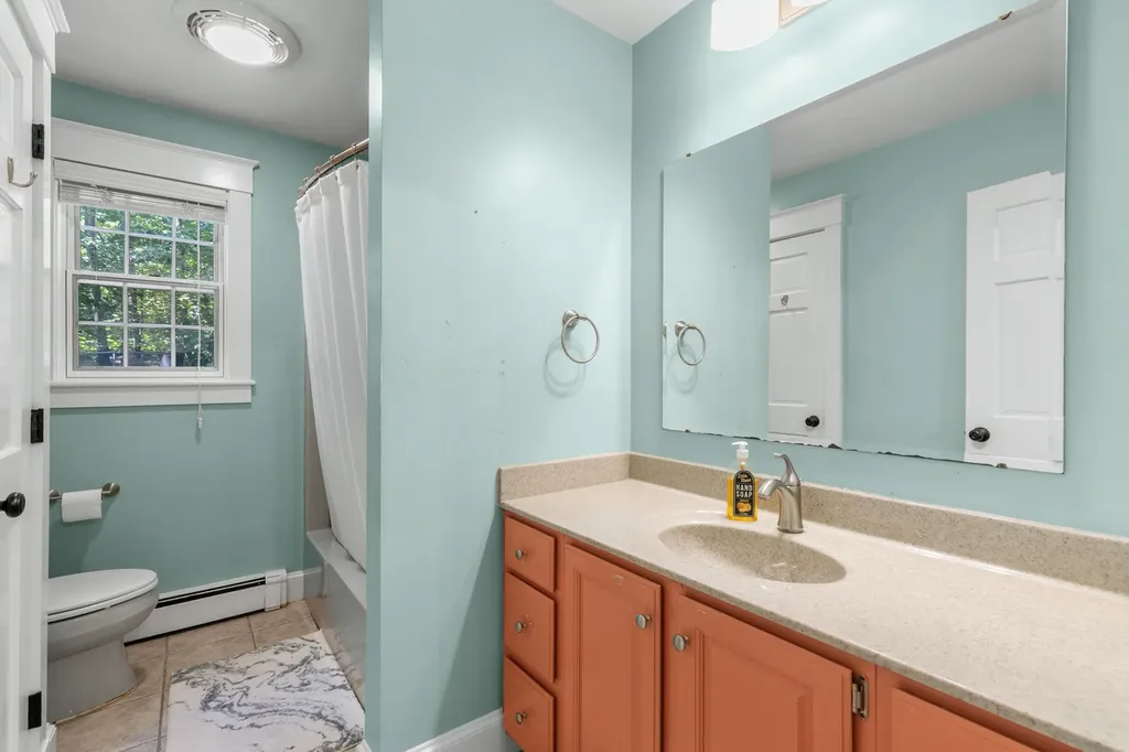 53 Stonegate Road Cape Elizabeth ME 04107