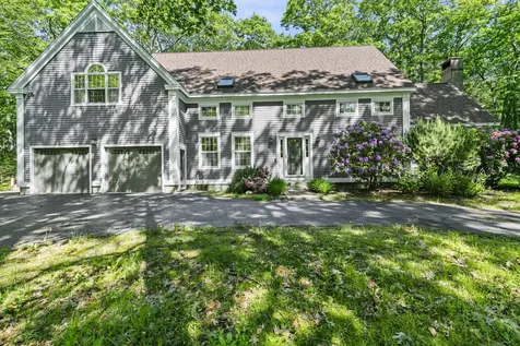 53 Stonegate Road Cape Elizabeth ME 04107
