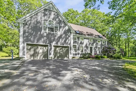 53 Stonegate Road Cape Elizabeth ME 04107