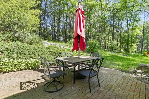 53 Stonegate Road Cape Elizabeth ME 04107