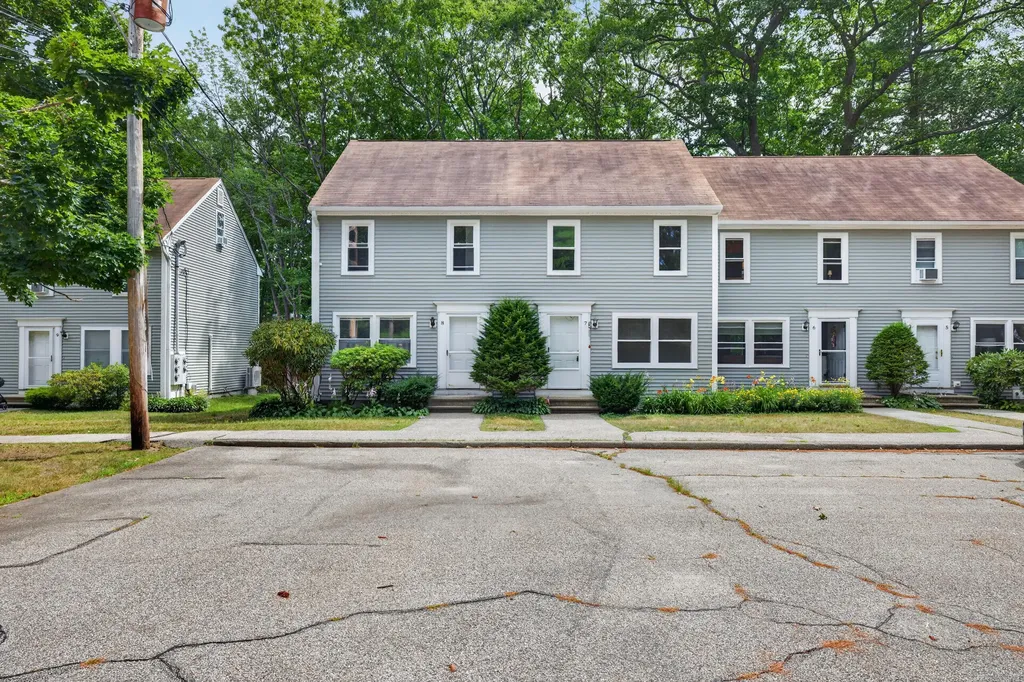 60 Brown Street Kennebunk ME 04043