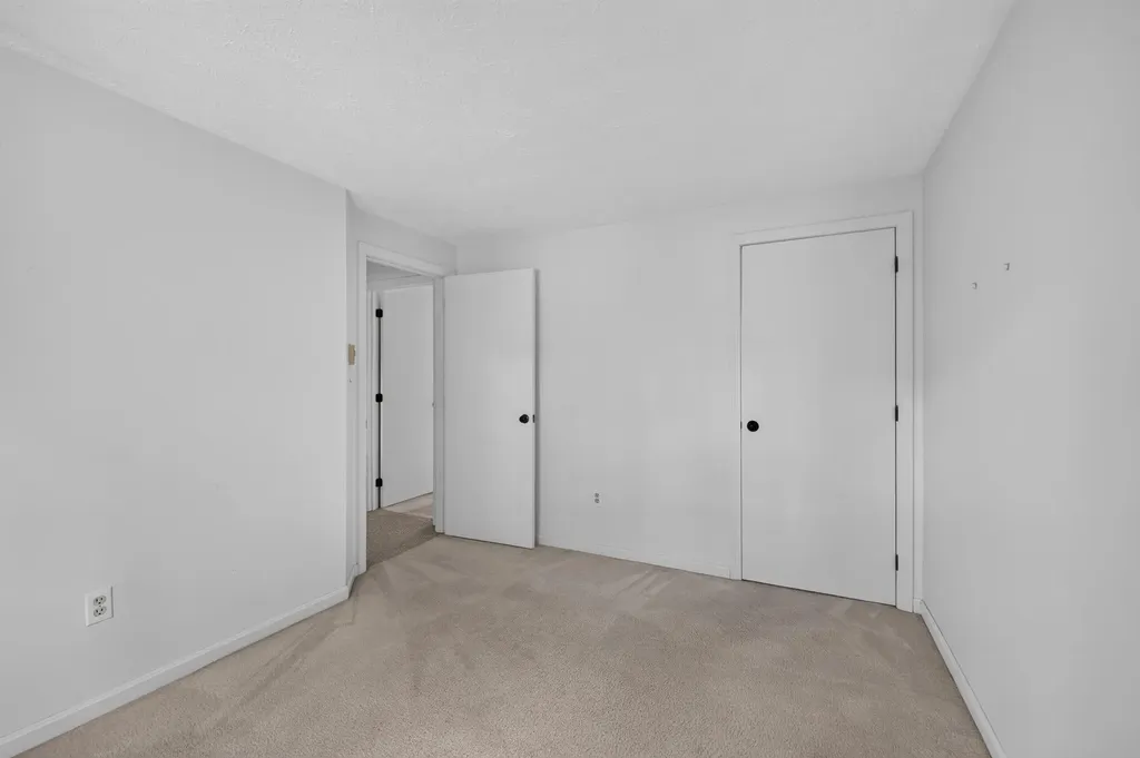 60 Brown Street Kennebunk ME 04043
