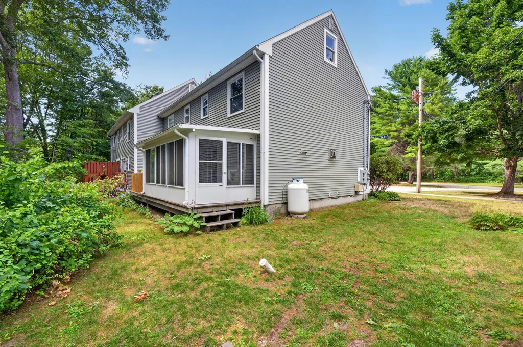 60 Brown Street Kennebunk ME 04043