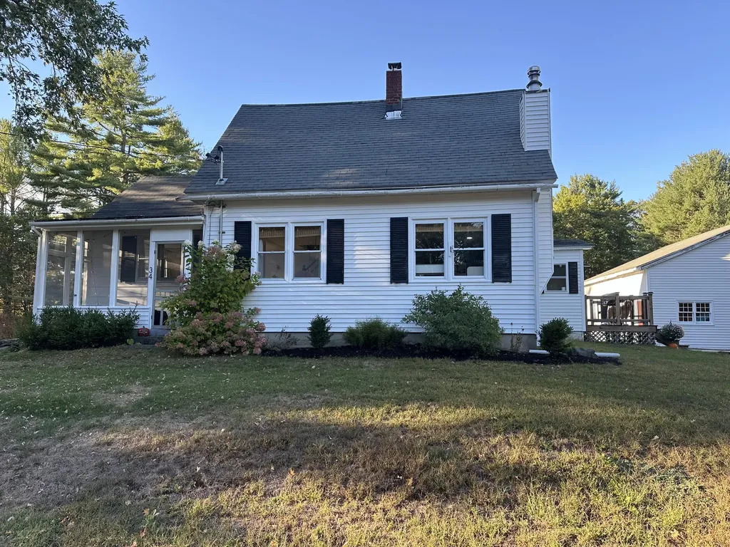 34 Mine Road Auburn ME 04210