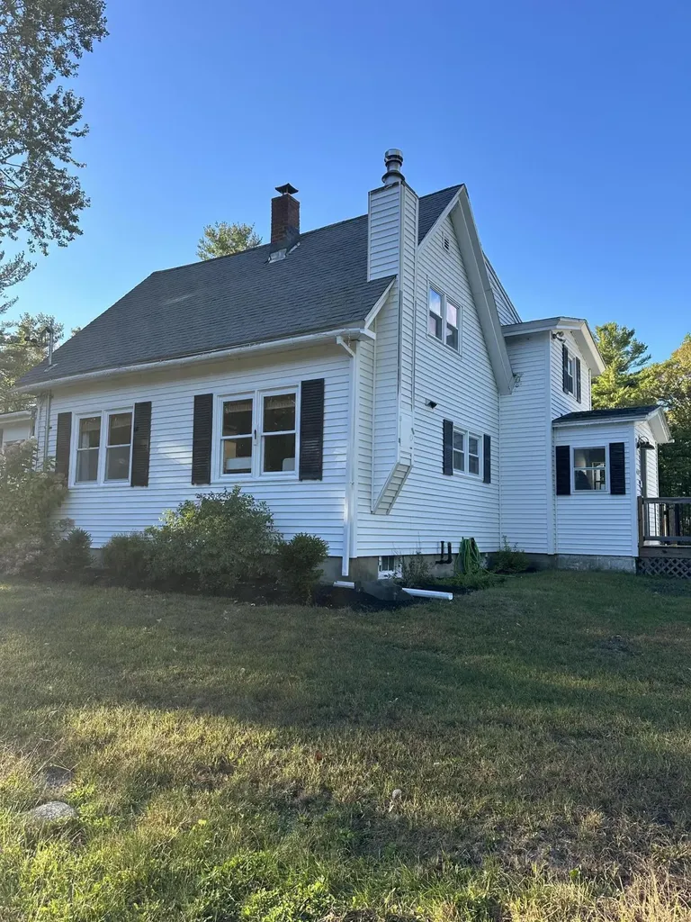 34 Mine Road Auburn ME 04210