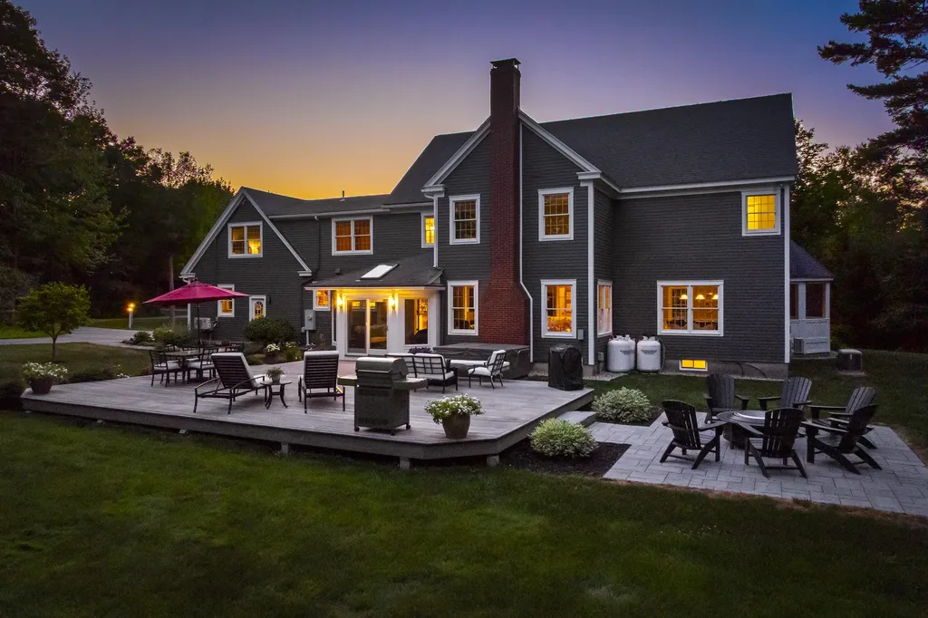 53 Waters Edge Drive Yarmouth ME 04096