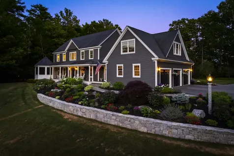 53 Waters Edge Drive Yarmouth ME 04096