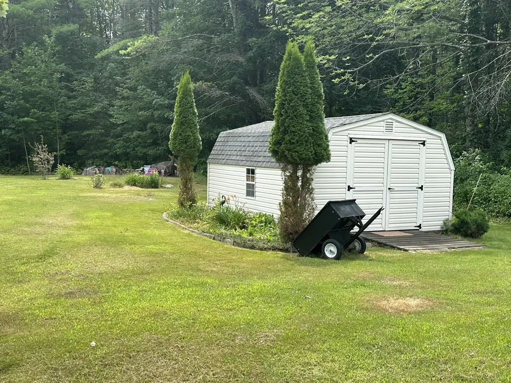 25 Weeks Road Parsonsfield ME 04047