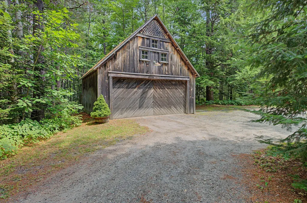 4 Cranberry Drive Brunswick ME 04011