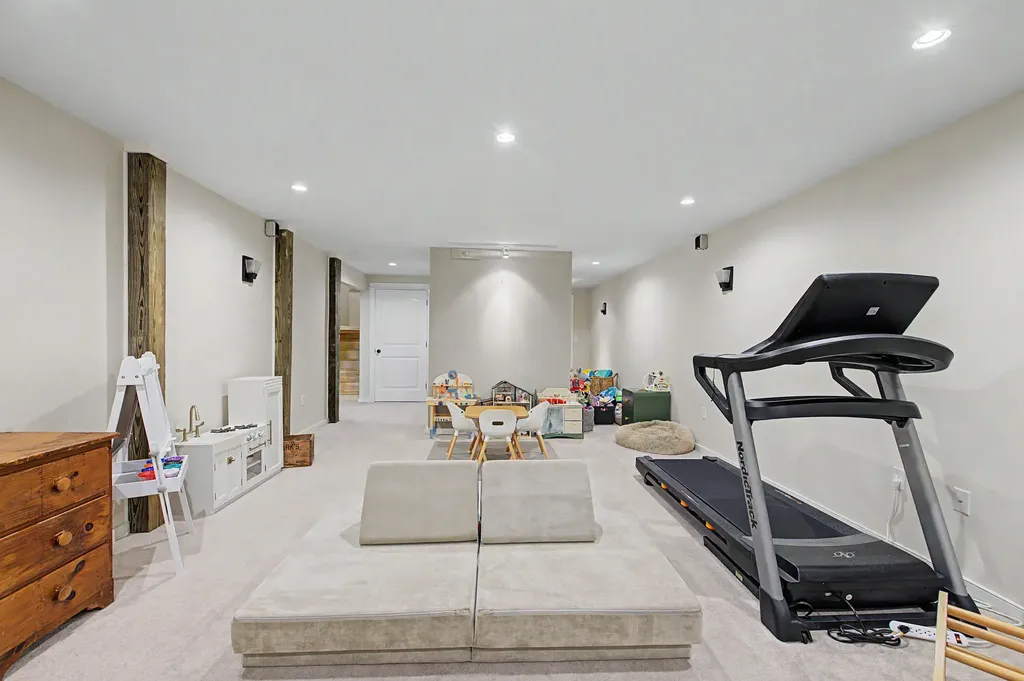 4 Cranberry Drive Brunswick ME 04011
