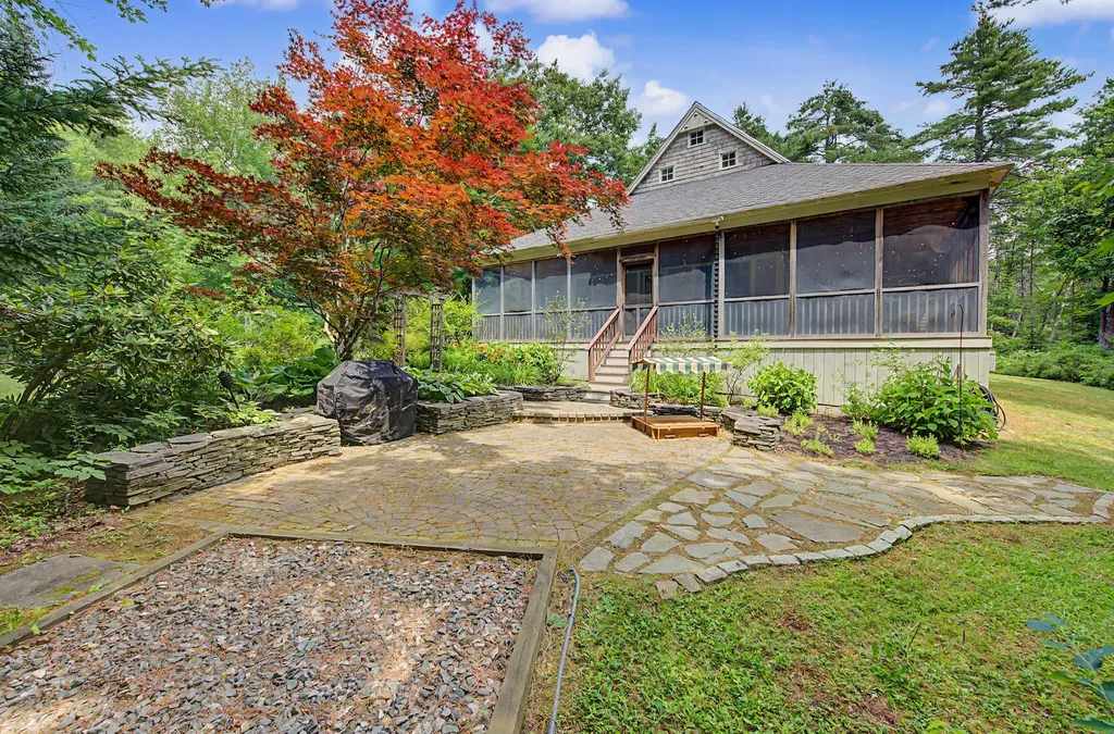 4 Cranberry Drive Brunswick ME 04011