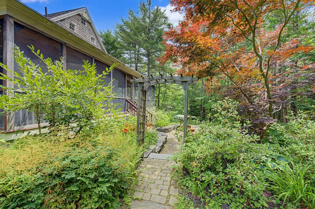 4 Cranberry Drive Brunswick ME 04011