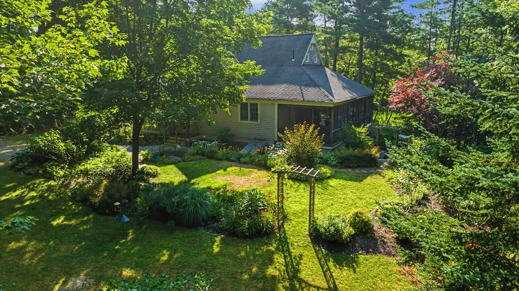 4 Cranberry Drive Brunswick ME 04011