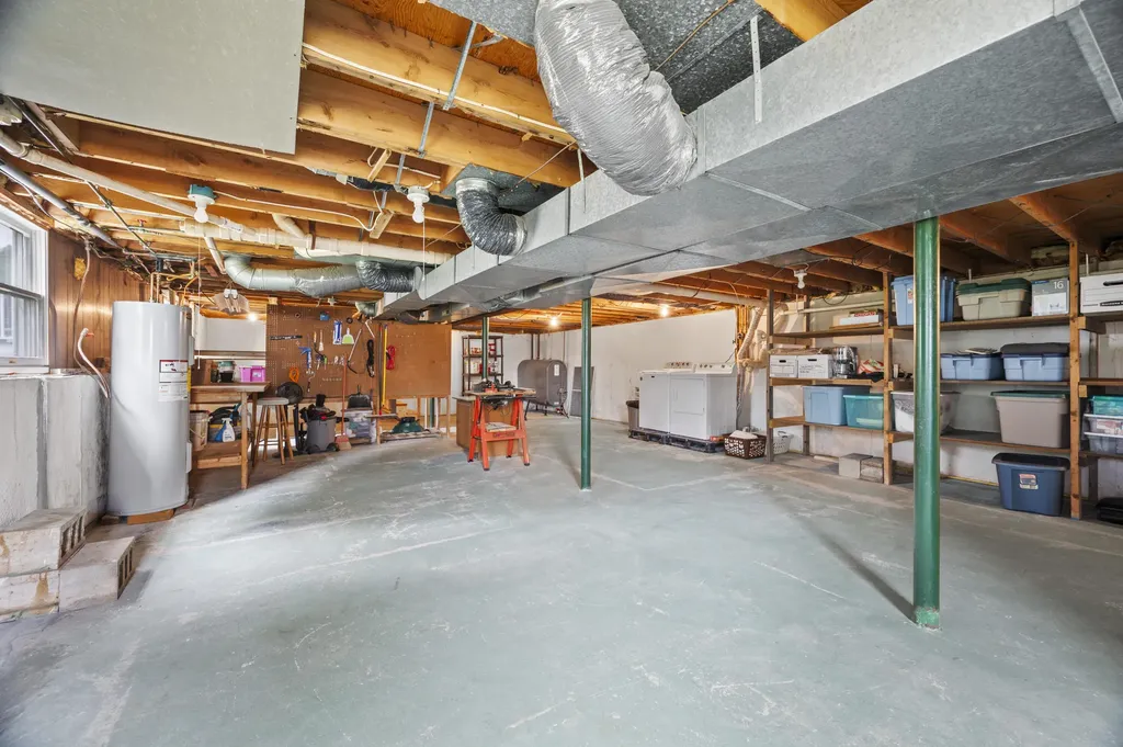 95 Gendron Drive Wells ME 04090