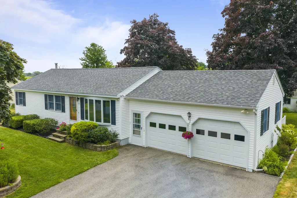 95 Gendron Drive Wells ME 04090