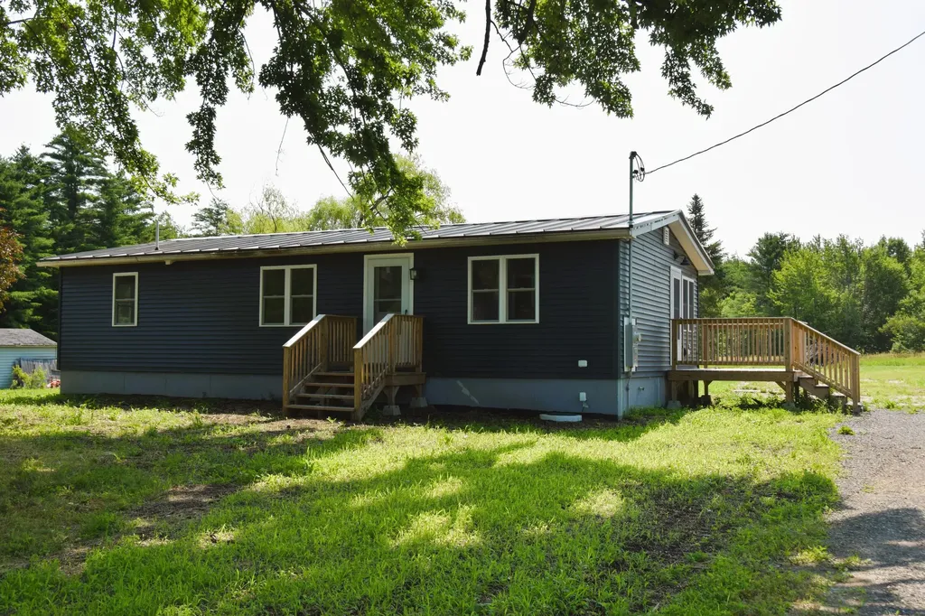 147 Lane Road New Sharon ME 04955