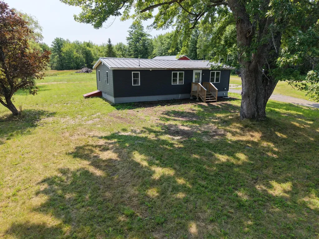 147 Lane Road New Sharon ME 04955
