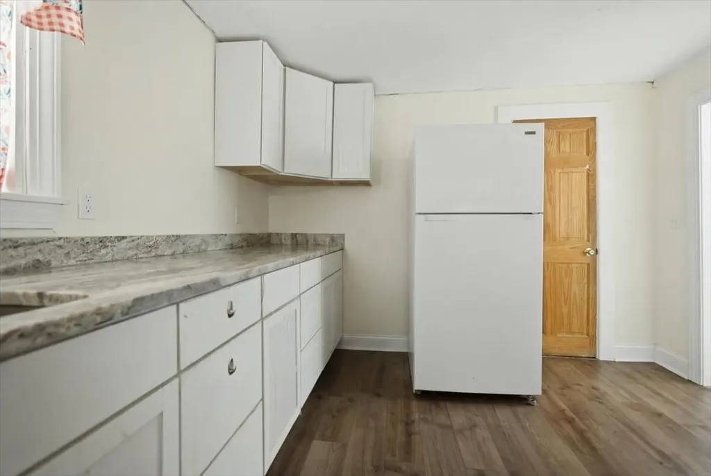 16 Hartley Street Portland ME 04103