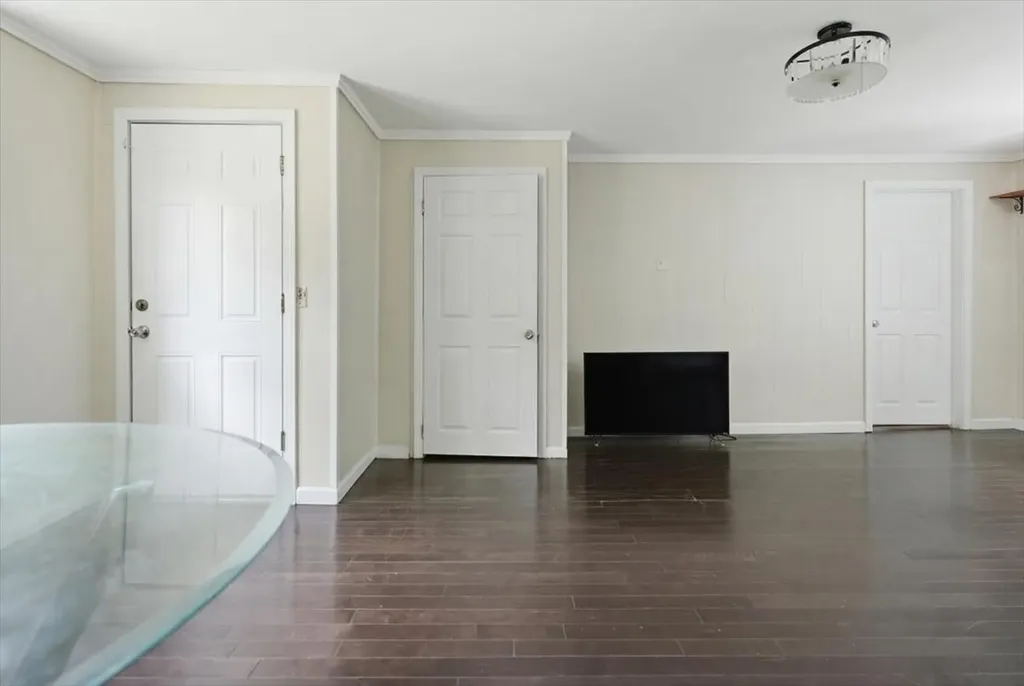 16 Hartley Street Portland ME 04103