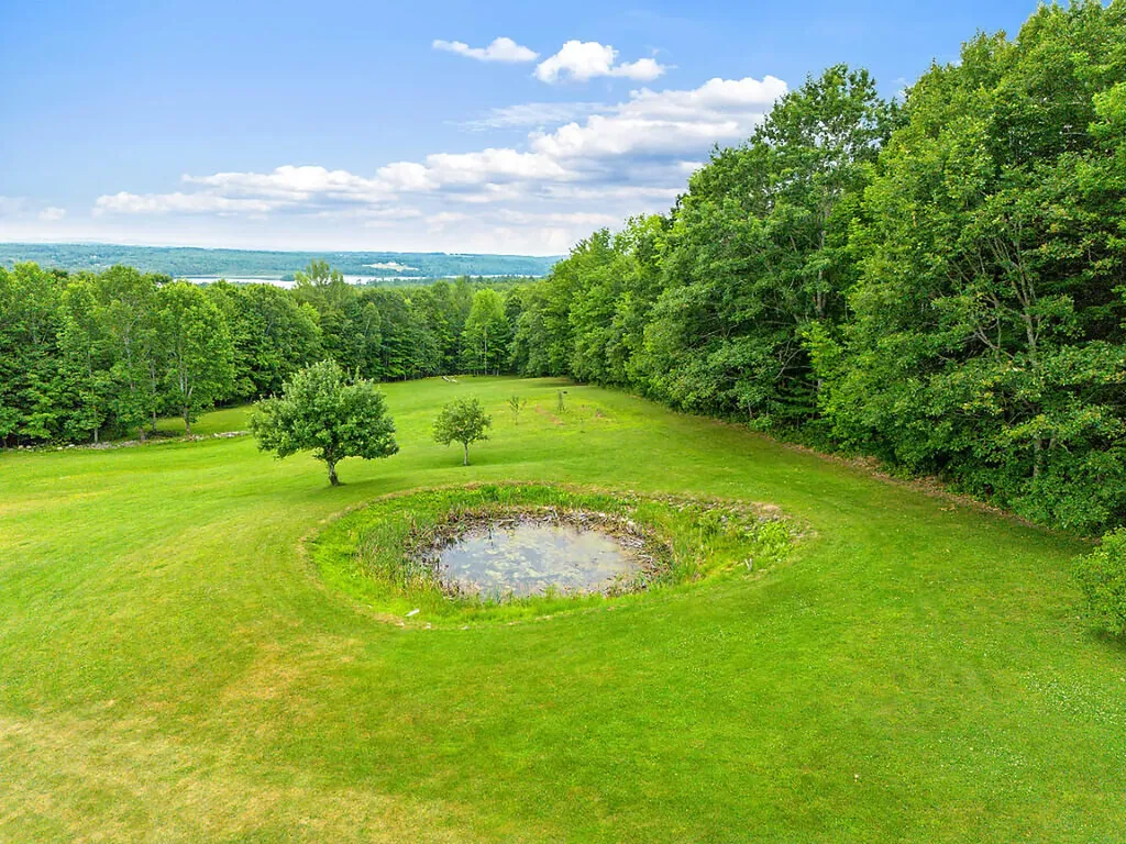 160 Ross Hill Road Saint Albans ME 04971