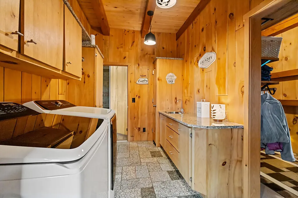 160 Ross Hill Road Saint Albans ME 04971