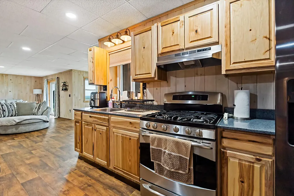 160 Ross Hill Road Saint Albans ME 04971