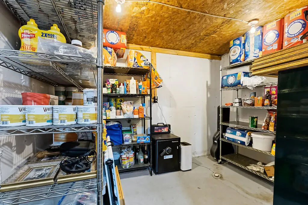 160 Ross Hill Road Saint Albans ME 04971