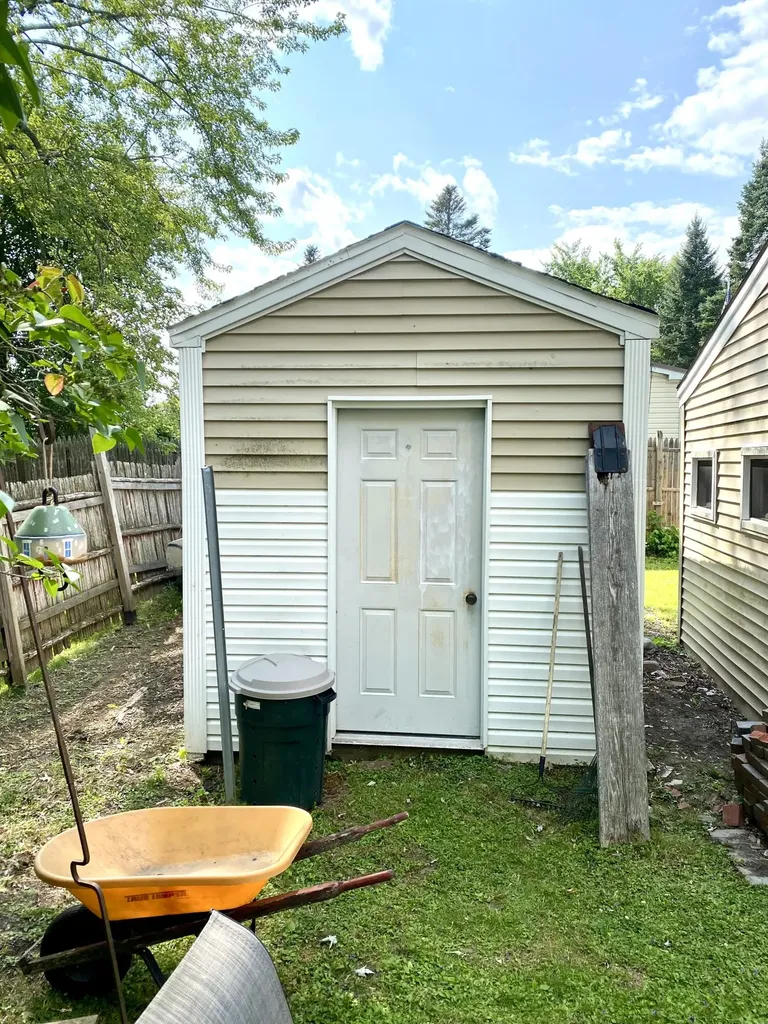 5 West Street Fairfield ME 04937