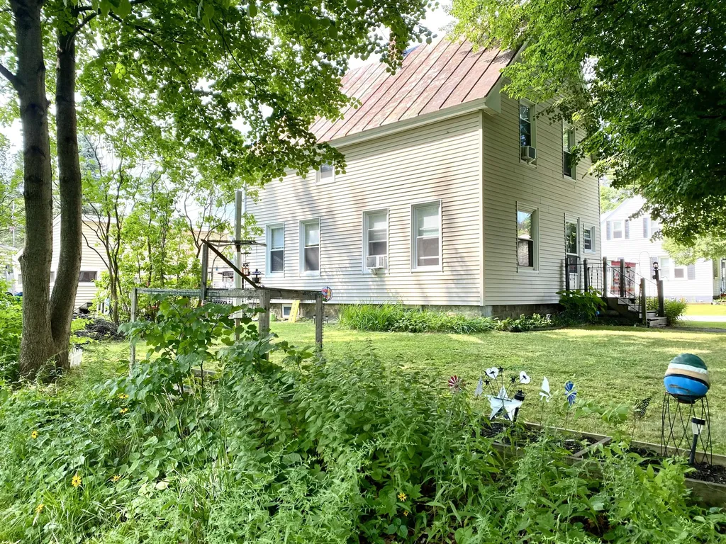 5 West Street Fairfield ME 04937