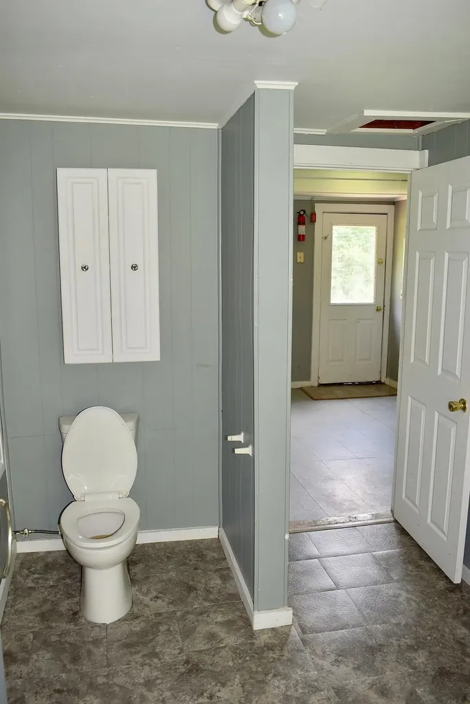 1088 Fairbanks Road Farmington ME 04938