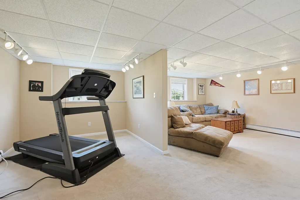 174 Curtis Road Portland ME 04103