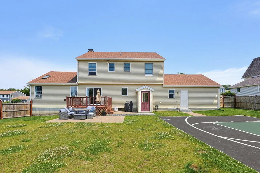 174 Curtis Road Portland ME 04103