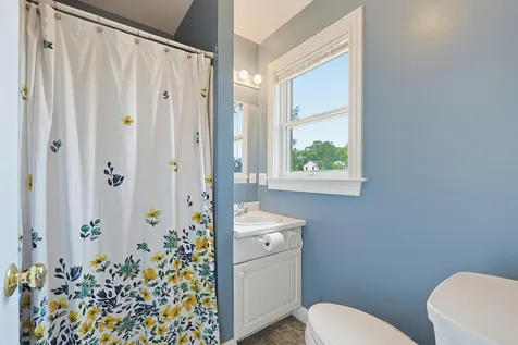 174 Curtis Road Portland ME 04103