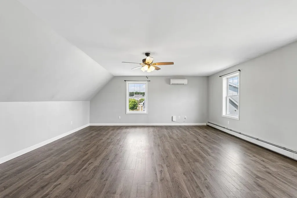 22 Cumberland Lane Gorham ME 04038
