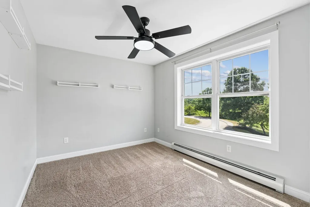 22 Cumberland Lane Gorham ME 04038