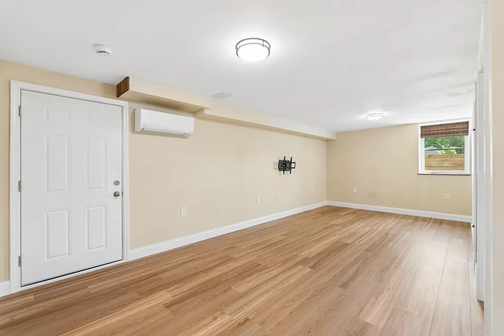 22 Cumberland Lane Gorham ME 04038
