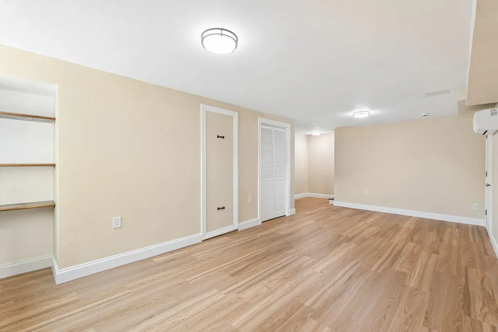 22 Cumberland Lane Gorham ME 04038
