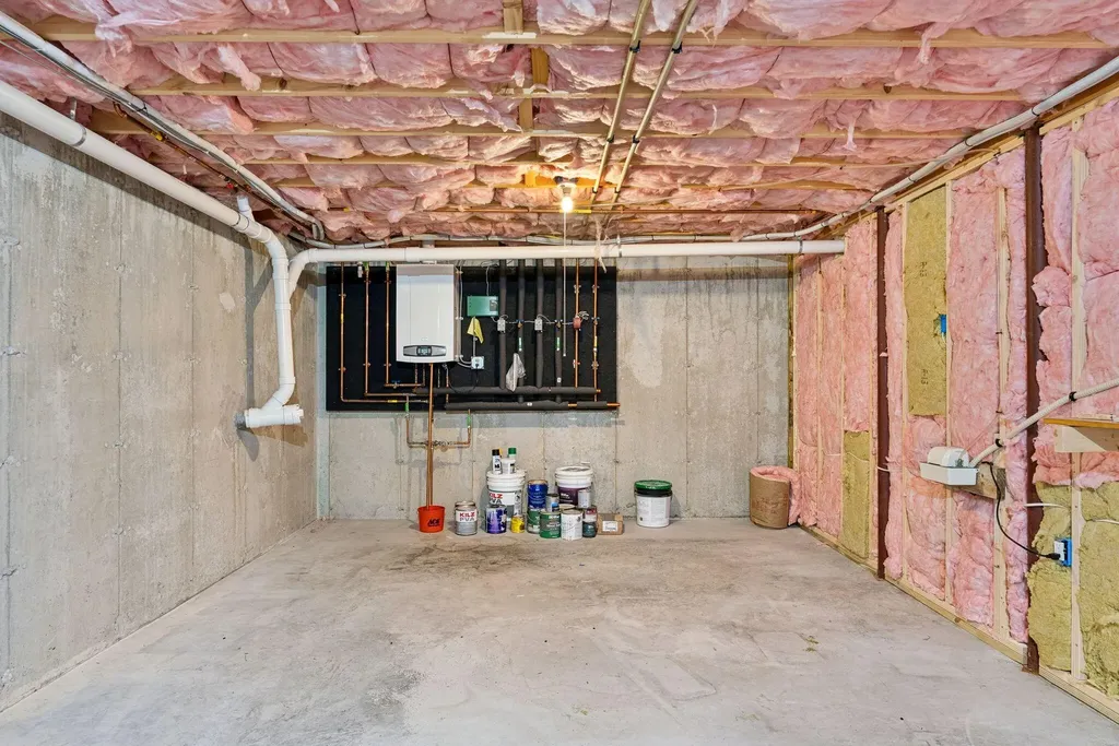 22 Cumberland Lane Gorham ME 04038