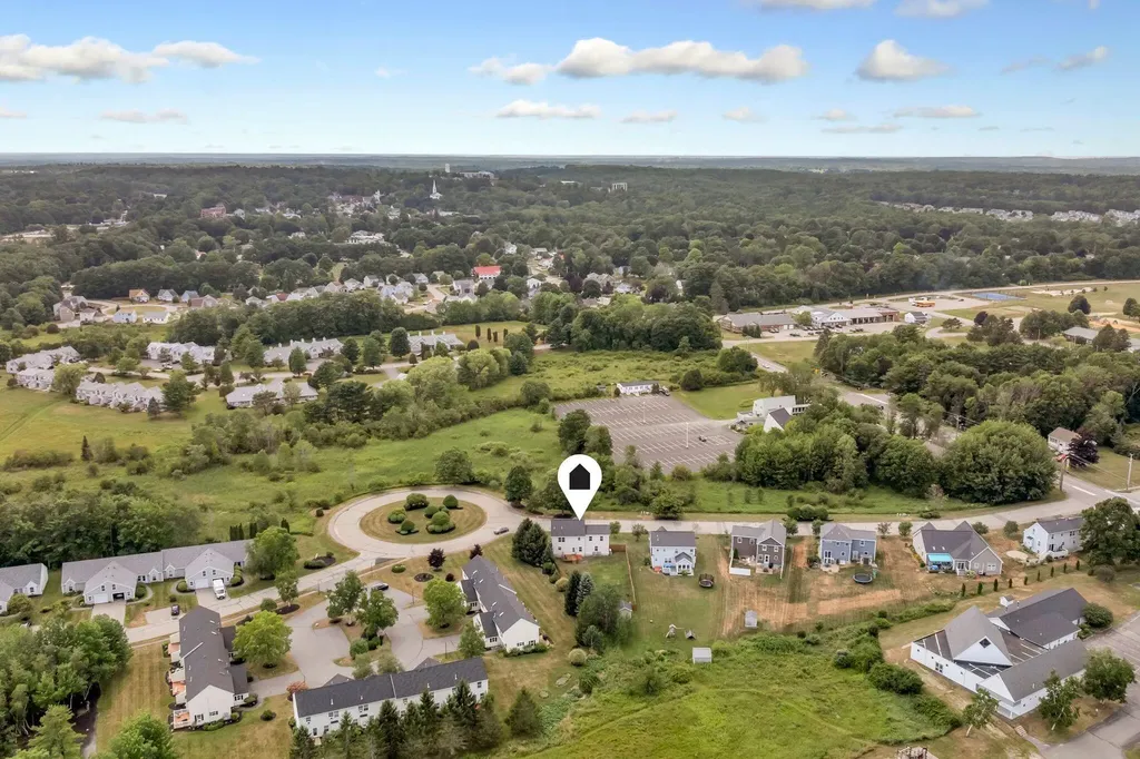 22 Cumberland Lane Gorham ME 04038