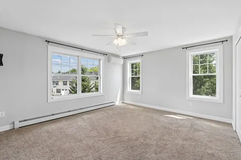 22 Cumberland Lane Gorham ME 04038