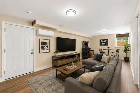 22 Cumberland Lane Gorham ME 04038