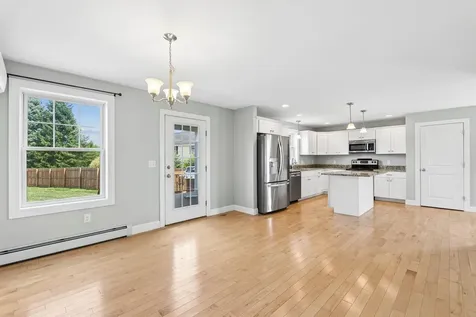 22 Cumberland Lane Gorham ME 04038