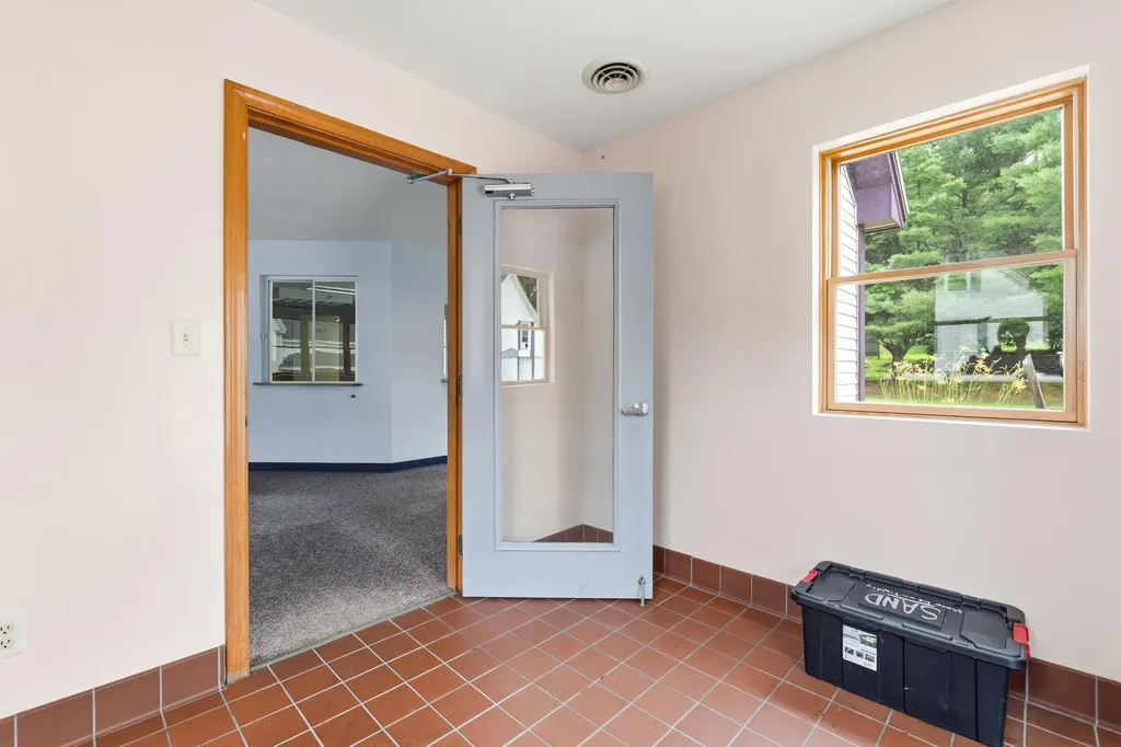 38 Union Street Livermore Falls ME 04254