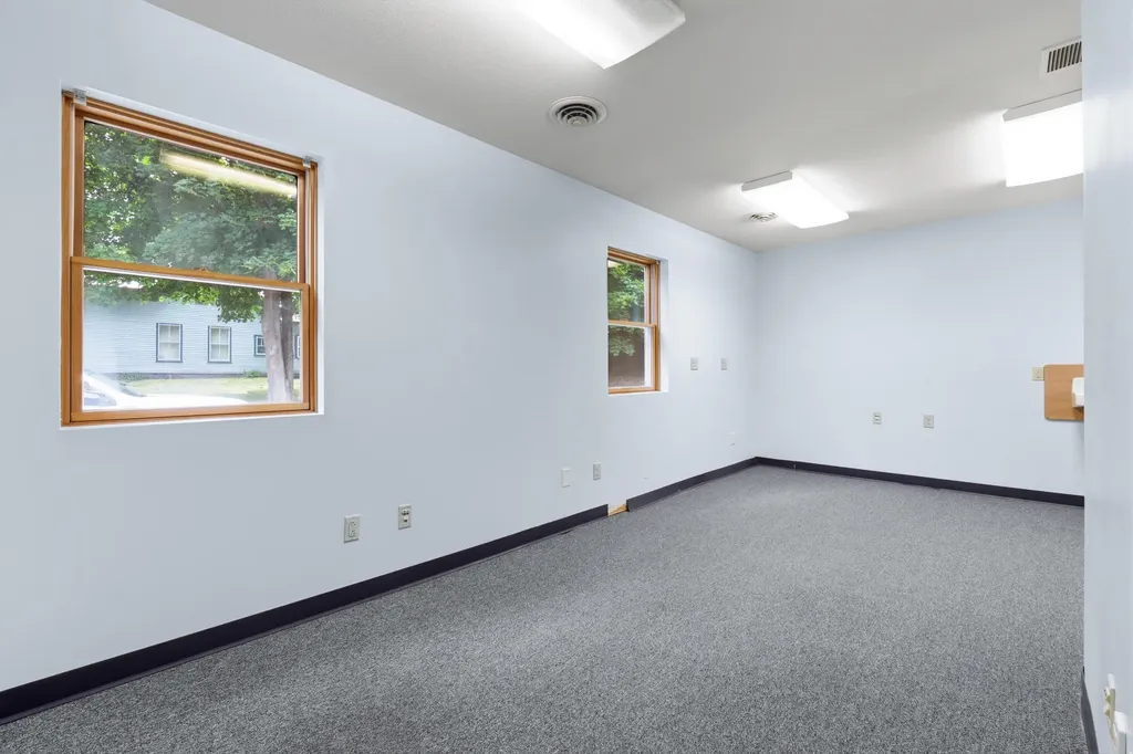 38 Union Street Livermore Falls ME 04254