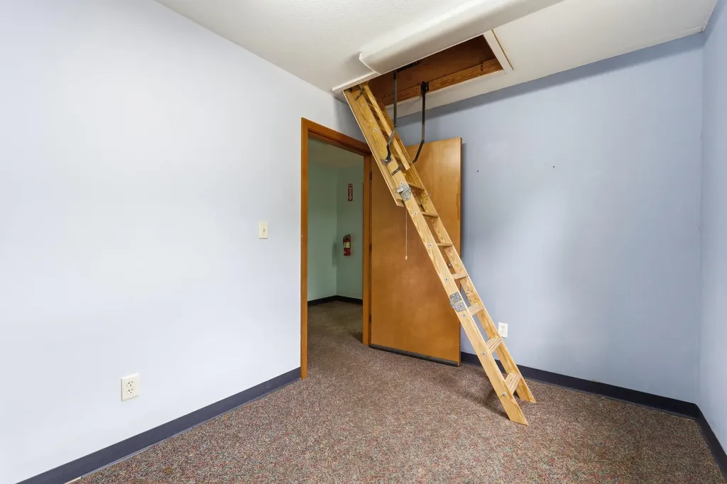 38 Union Street Livermore Falls ME 04254