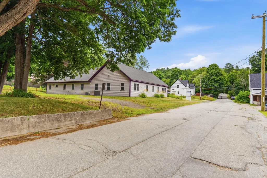 38 Union Street Livermore Falls ME 04254